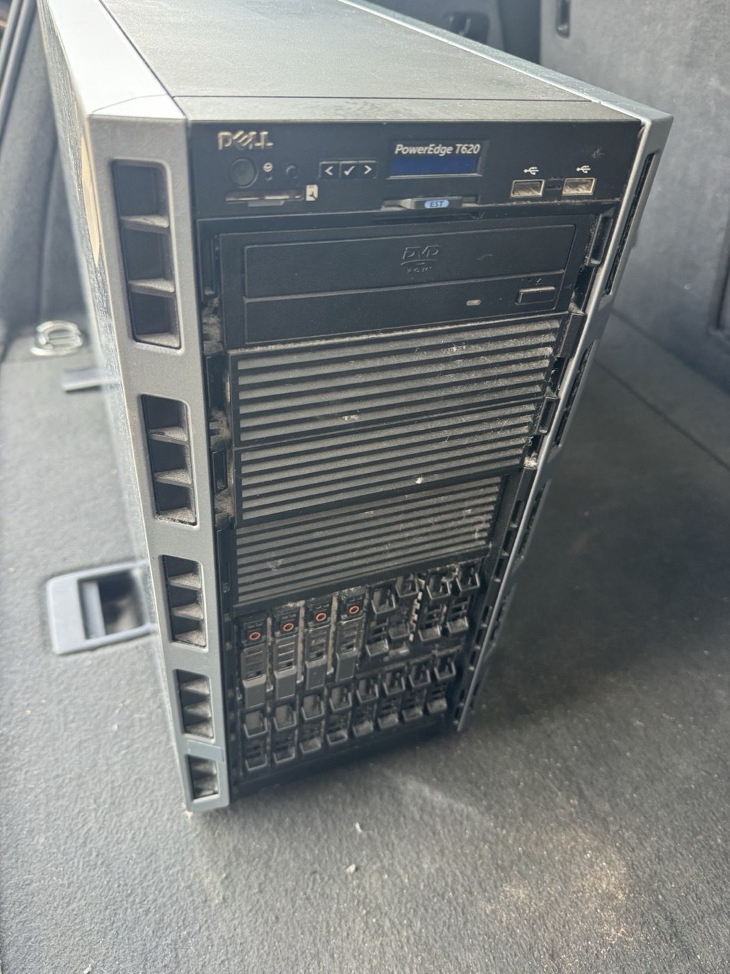 Dell PowerEdge server used for business network and server support